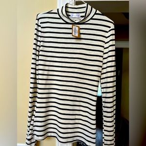 NWT vestique Bridge the gap top. Small